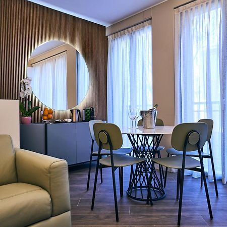 Apartament Monet Golden House Next To Duomo Mediolan Zewnętrze zdjęcie