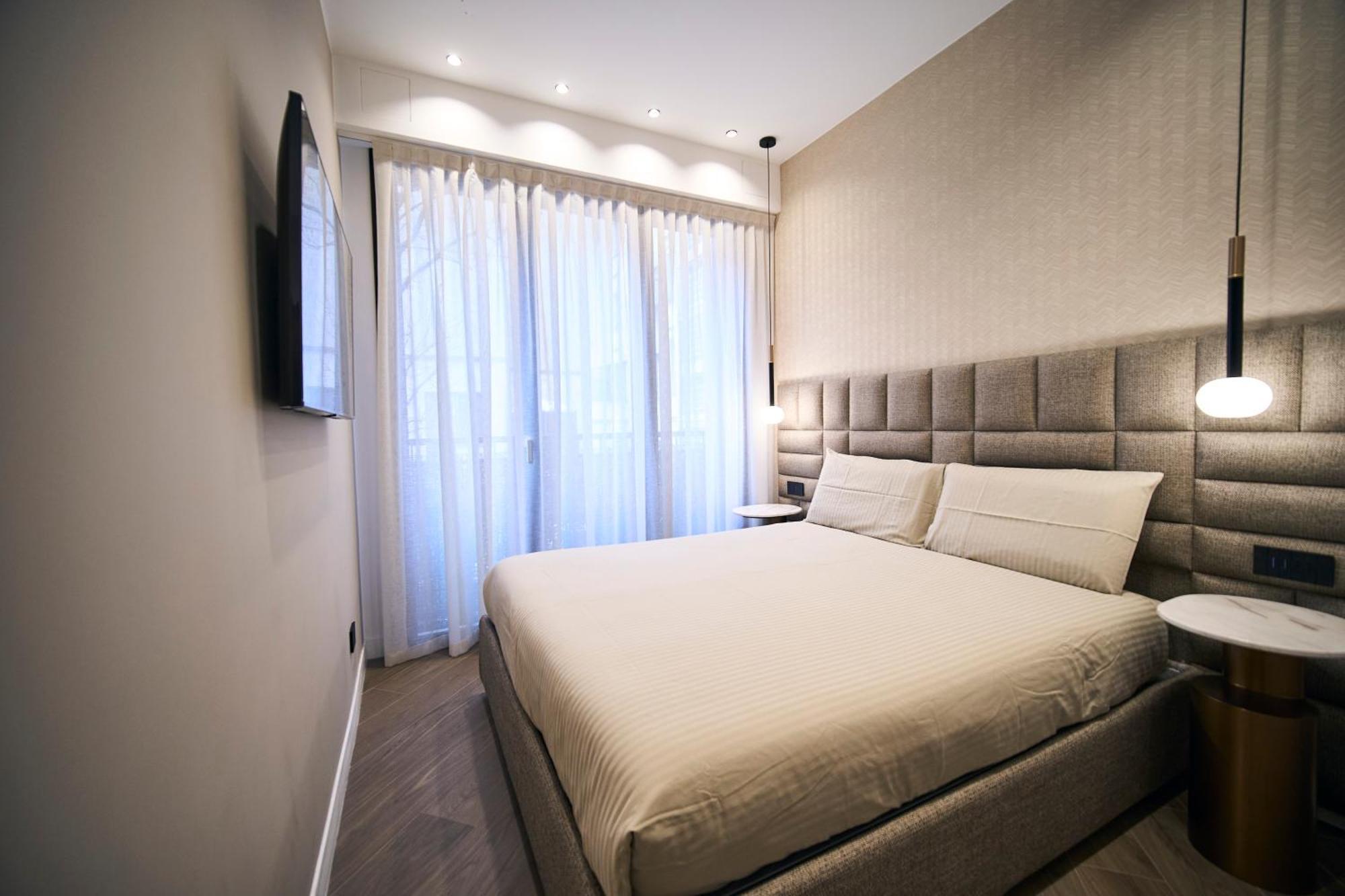 Apartament Monet Golden House Next To Duomo Mediolan Zewnętrze zdjęcie